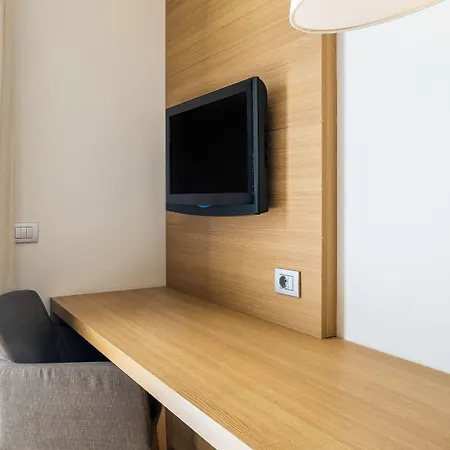 Hsm San Martino فندق Garbagnate Monastero