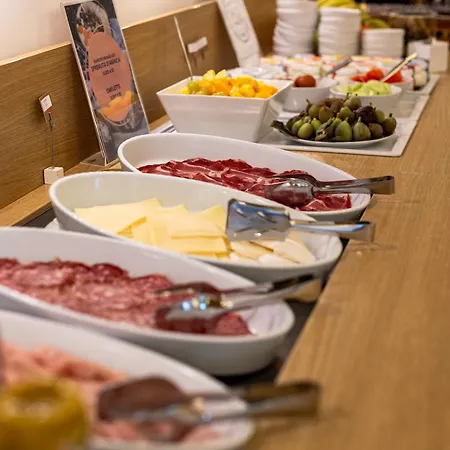 Ξενοδοχείο Hsm San Martino Garbagnate Monastero