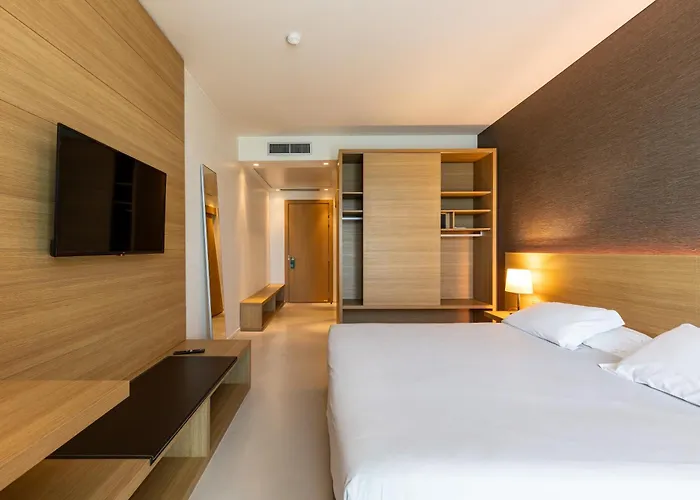 מלון Hsm San Martino Garbagnate Monastero