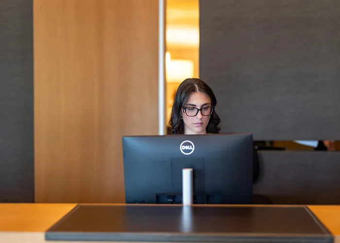 מלון Hsm San Martino Garbagnate Monastero